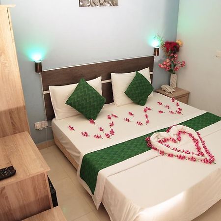 Elite Beach Inn Hulhumale Exterior foto